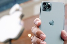 Được và mất gì khi mua iPhone chính hãng và iPhone xách tay?