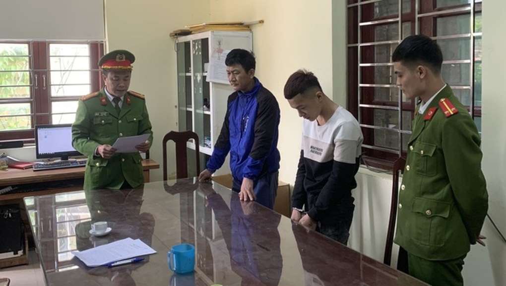 Nếu bé gái tự nguyện quan hệ, người bạn trai có thoát tội hiếp dâm? - 1 Nếu bé gái tự nguyện quan hệ, người bạn trai có thoát tội hiếp dâm? - 1