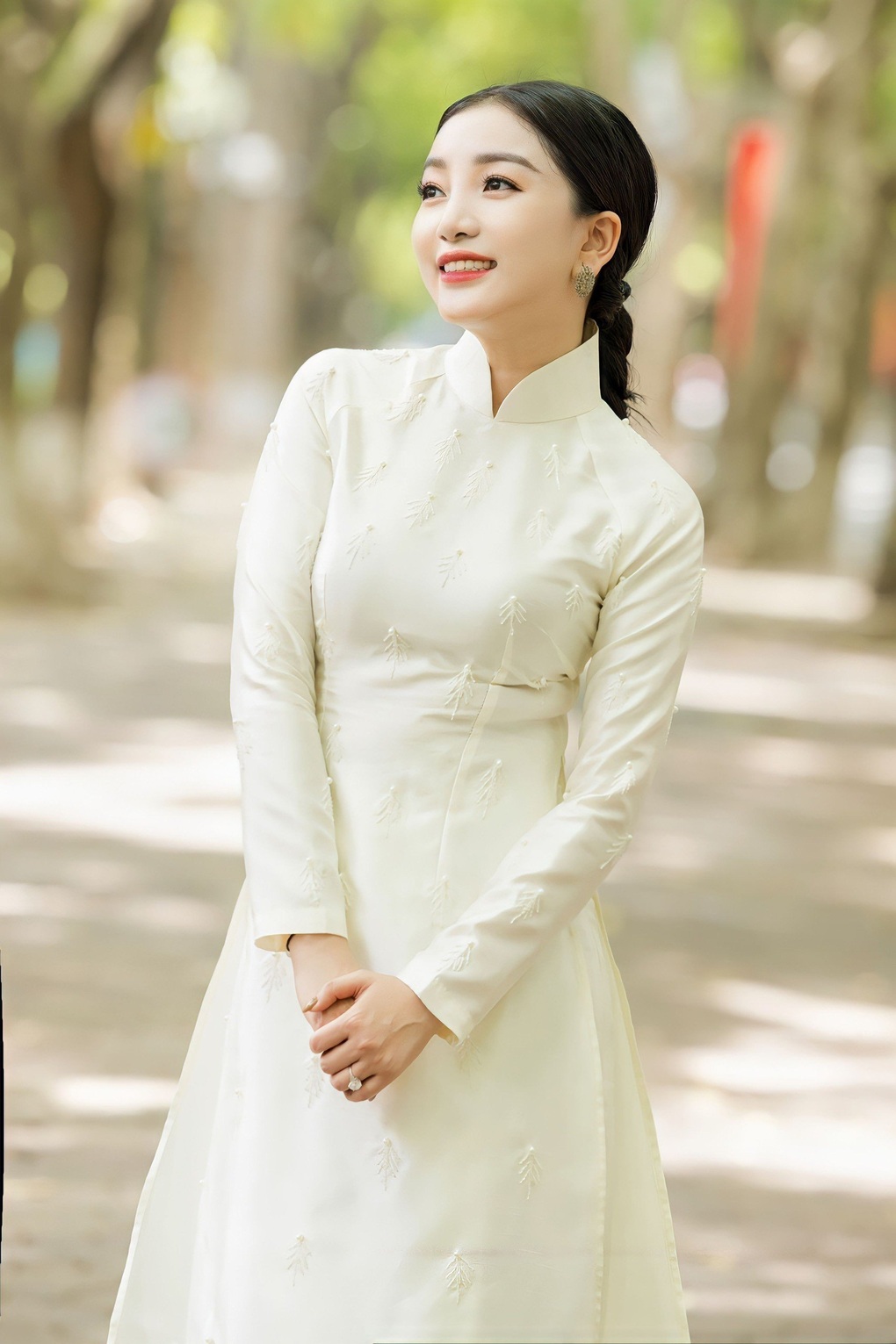 Phạm Thu Hà muốn truyền lửa đam mê cho ca sĩ trẻ tài năng - 2 Phạm Thu Hà muốn truyền lửa đam mê cho ca sĩ trẻ tài năng - 2