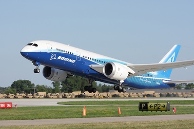 Boeing đứng trước nguy cơ mất hợp đồng 12 tỷ USD