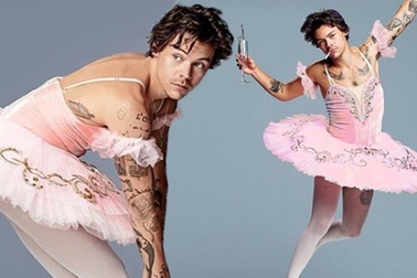 Chuộng trang phục nữ tính, hotboy nhóm One Direction bị nghi ngờ về giới tính