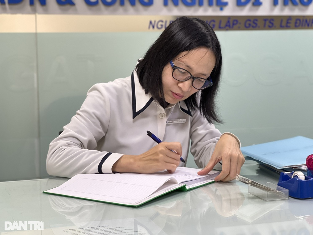 Xét nghiệm ADN người đàn ông Hà Nội phát hiện bí mật động trời về 2 con gái - 1 Xét nghiệm ADN người đàn ông Hà Nội phát hiện bí mật động trời về 2 con gái - 1
