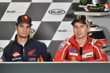 Chấn động: Pedrosa bất ngờ rời Repsol Honda Team, Lorenzo lập tức thế chỗ