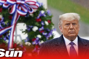 Ông Trump thăm Nghĩa trang Quốc gia Arlington