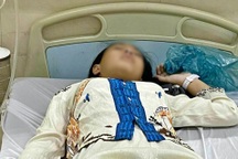 Nữ sinh bị bạn đánh "mờ mắt, lãng tai": Chỉ vì được bầu làm tổ trưởng?