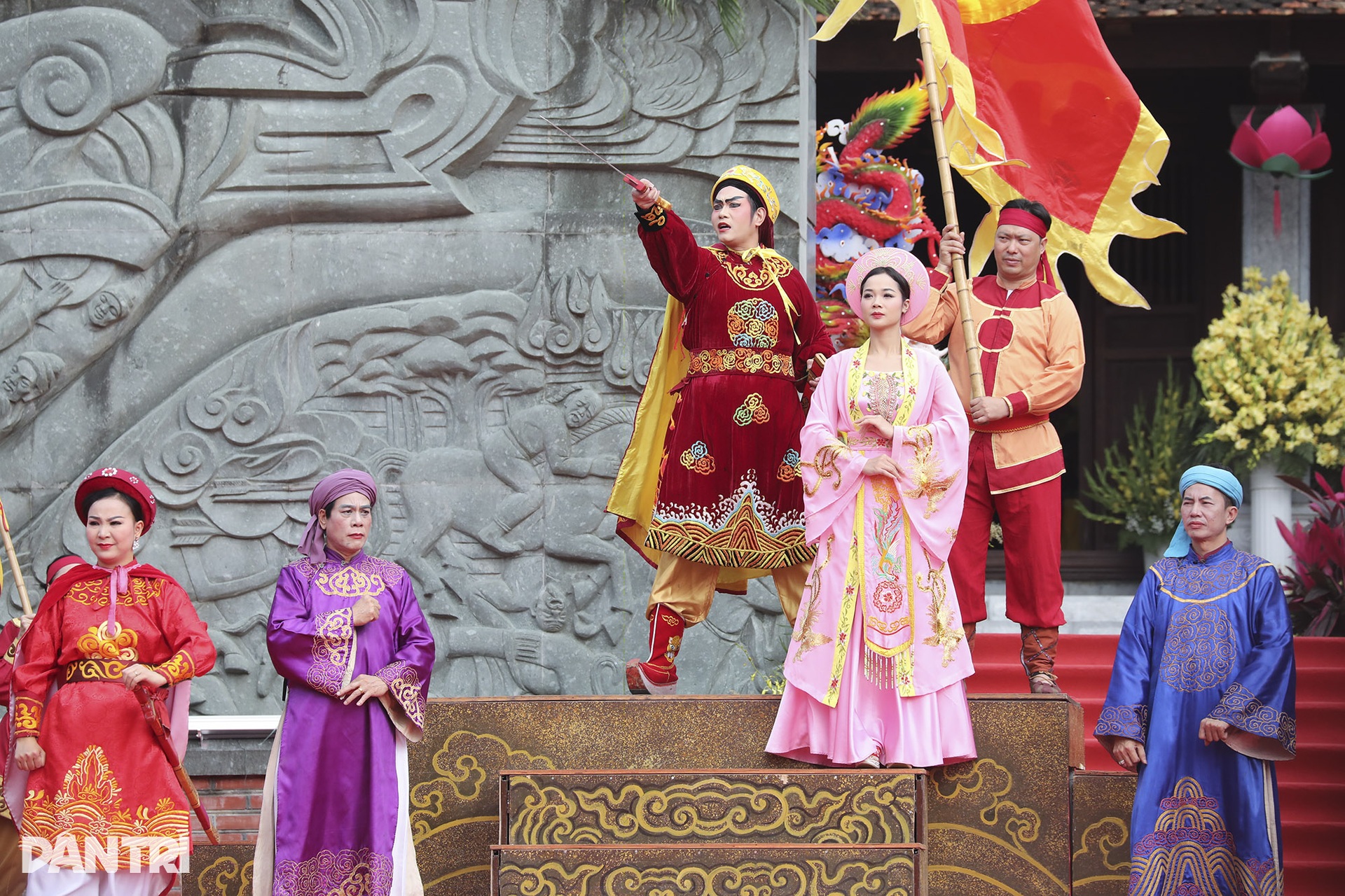 Khí thế hào hùng trong lễ khai hội Gò Đống Đa lịch sử - 10 Khí thế hào hùng trong lễ khai hội Gò Đống Đa lịch sử - 10