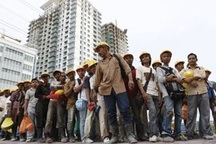 Malaysia bắt buộc công nhân nước ngoài khám sức khỏe định kỳ