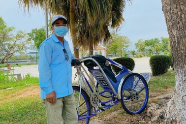 Lao động phổ thông vất vả mưu sinh trong mùa dịch Covid-19