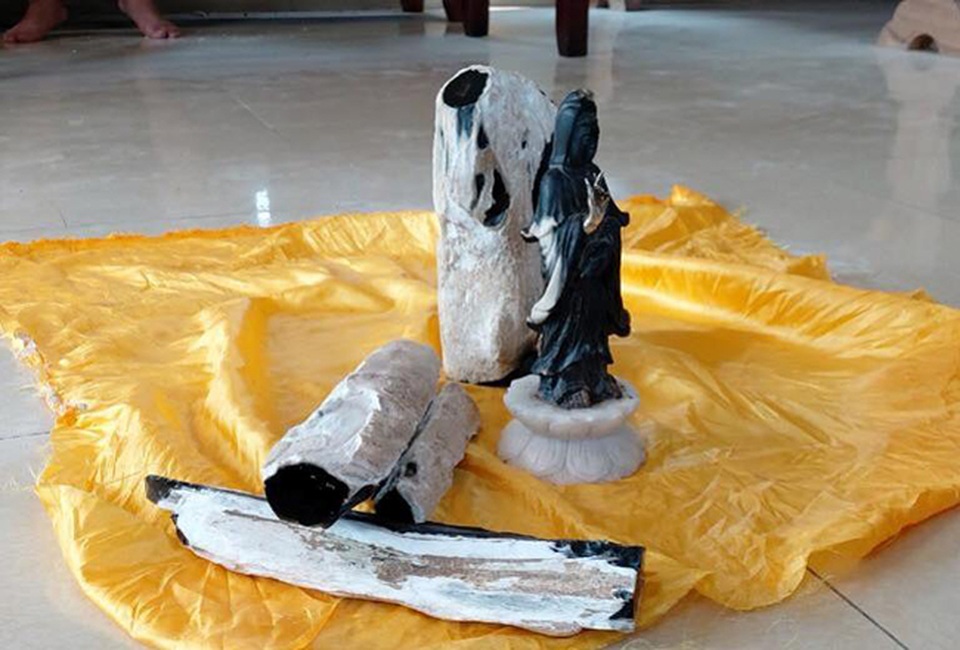 Khối kim cương rừng của anh nông dân Hà Nội, giá triệu đô mà chủ nhân không bán - 1 Khối kim cương rừng của anh nông dân Hà Nội, giá triệu đô mà chủ nhân không bán - 1