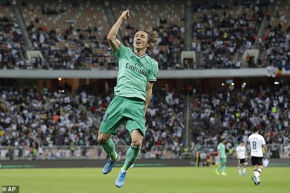 Đánh bại Valencia, Real Madrid tiến vào chung kết Siêu Cup Tây Ban Nha - 6 Đánh bại Valencia, Real Madrid tiến vào chung kết Siêu Cup Tây Ban Nha - 6