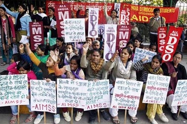 Ấn Độ: bé gái 5 tuổi bị hãm hiếp và sát hại dã man