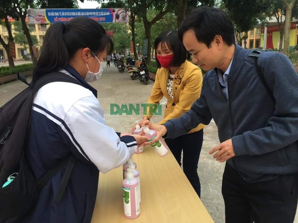 Covid-19: Chỉ đạt 7/15 tiêu chí an toàn, trường không được hoạt động - 1 Covid-19: Chỉ đạt 7/15 tiêu chí an toàn, trường không được hoạt động - 1