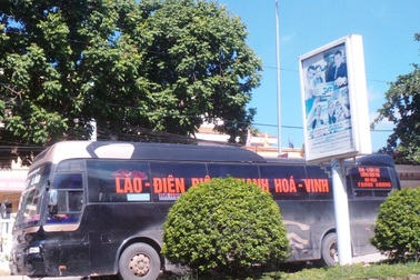 Xe khách biển Lào vận chuyển hàng chục chân động vật hoang dã