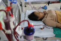 Người phụ nữ cầu mong "sống vài năm nữa" để được nhìn con lớn lên