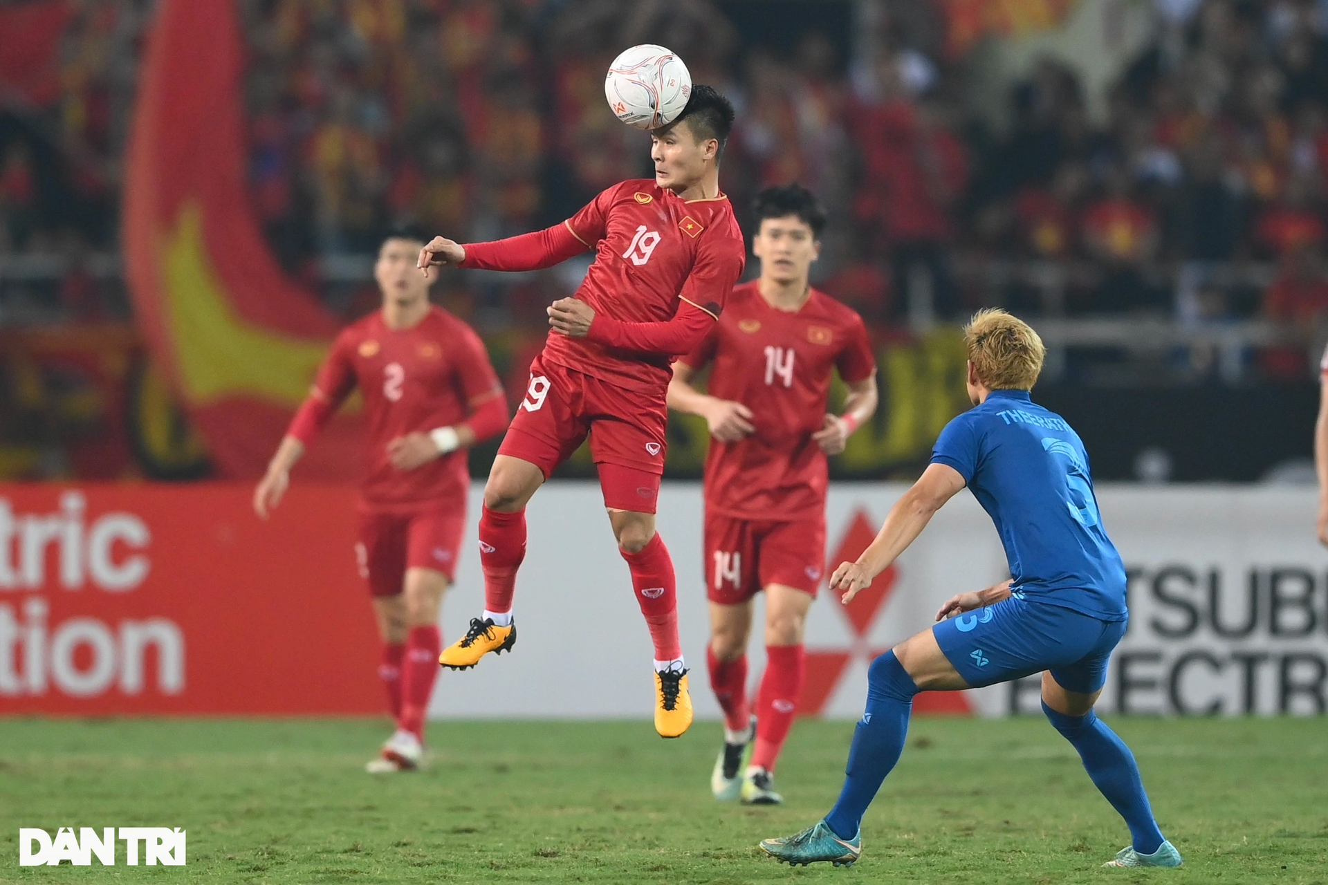 Bàn gỡ hòa 2-2 mở ra cơ hội lật ngược thế cờ cho đội tuyển Việt Nam - 7 Bàn gỡ hòa 2-2 mở ra cơ hội lật ngược thế cờ cho đội tuyển Việt Nam - 7