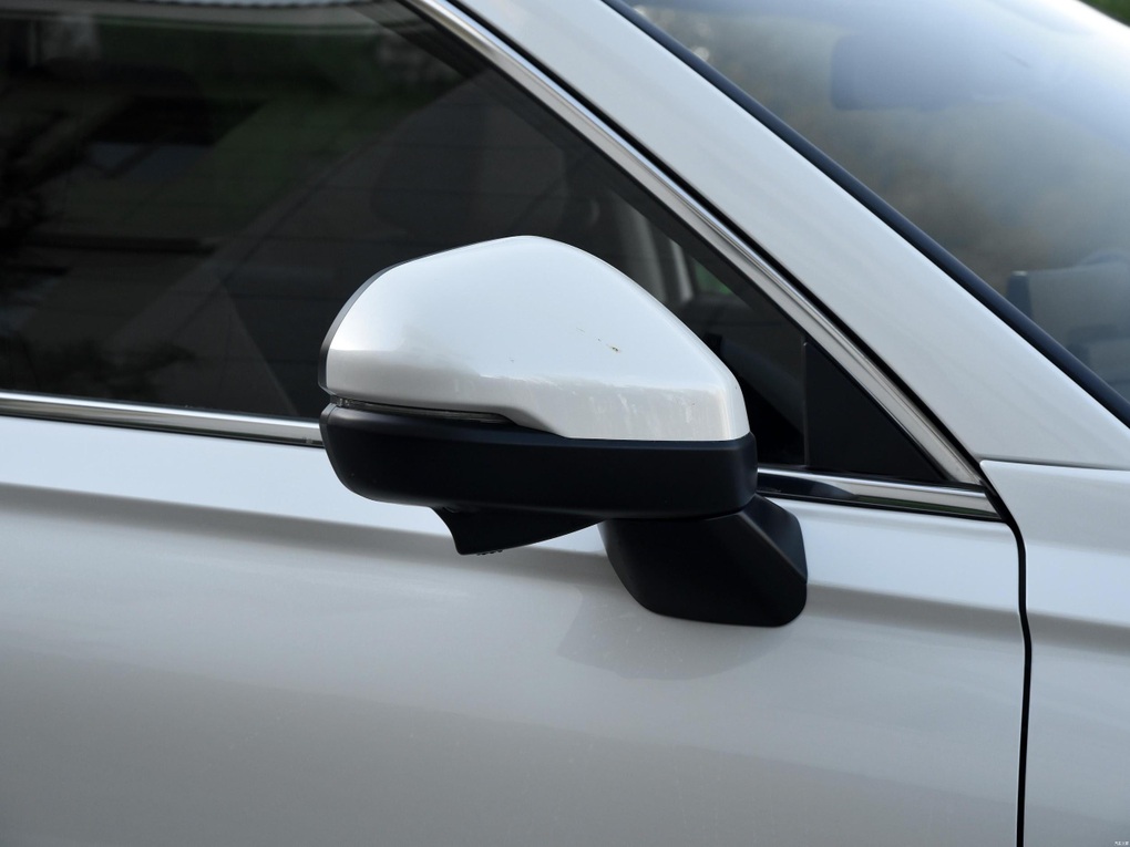 Soi chi tiết Honda CR-V 2023, về Việt Nam sẽ làm khó CX-5 và Tucson - 6 Soi chi tiết Honda CR-V 2023, về Việt Nam sẽ làm khó CX-5 và Tucson - 6