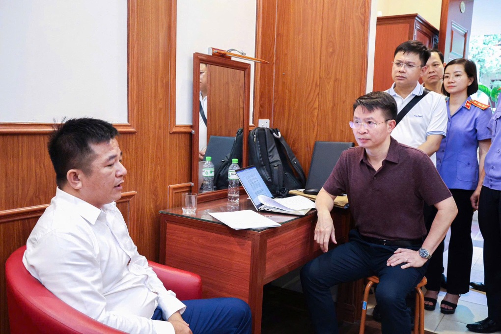 10 ngày triệt phá đường dây đa cấp núp bóng đầu tư tiền kỹ thuật số - 1 10 ngày triệt phá đường dây đa cấp núp bóng đầu tư tiền kỹ thuật số - 1