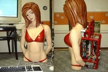 Độc đáo case máy tính bikini “nóng bỏng”