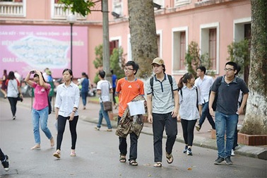 “Vỡ trận” vì... thí sinh ảo?