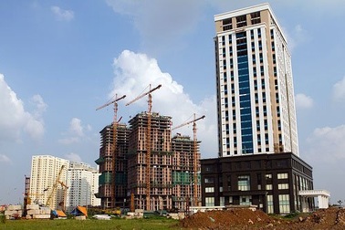 Bất động sản tham giá cao và chờ giải cứu