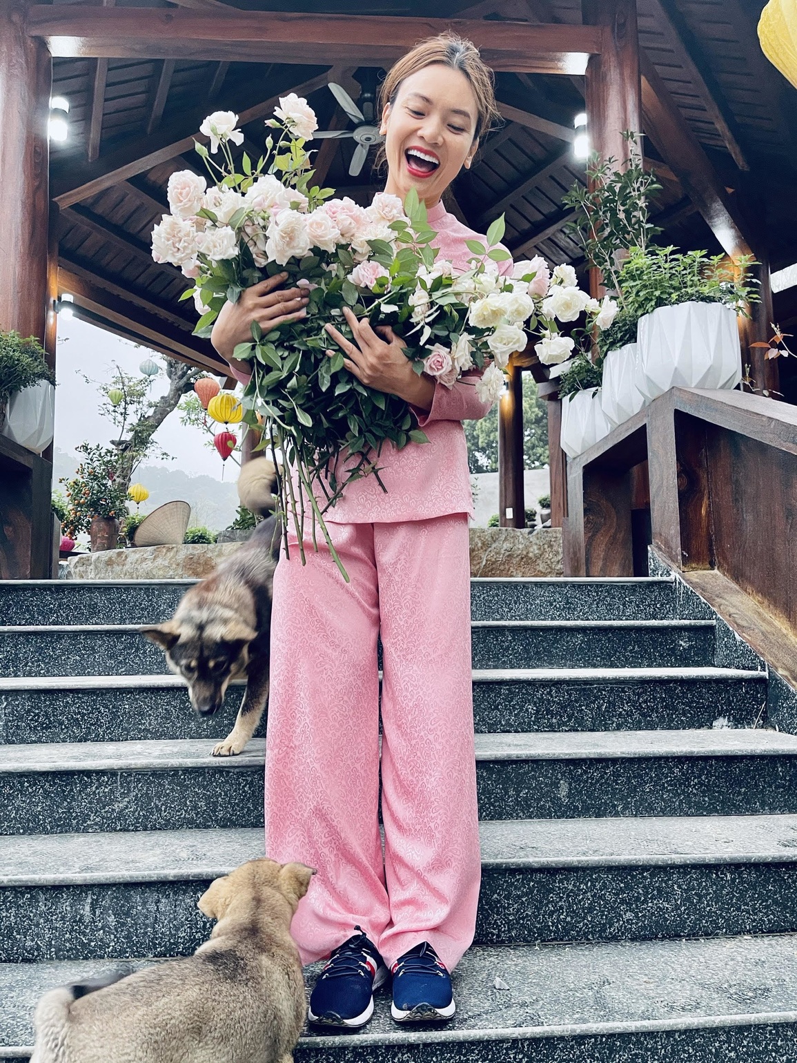 Nhà vườn 8.000 m2 của NSƯT độc thân tuổi 40 Phạm Phương Thảo - 4