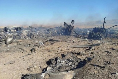 Iran công bố ảnh máy bay Mỹ cháy rụi khi giải cứu phi công