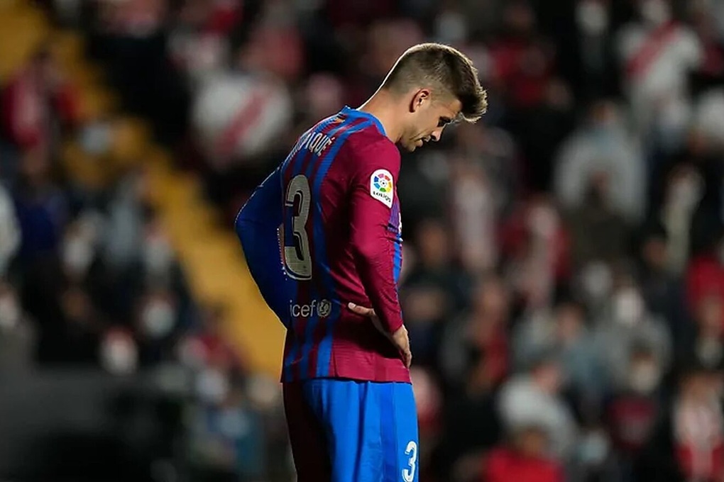 Gerard Pique đột ngột thông báo giải nghệ - 1 Gerard Pique đột ngột thông báo giải nghệ - 1