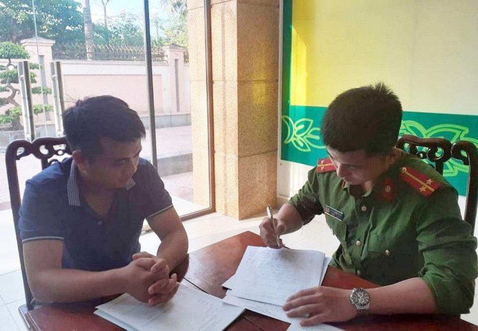 Từ chối mua đất, khách hàng bị nhân viên bất động sản khủng bố - 2 Từ chối mua đất, khách hàng bị nhân viên bất động sản khủng bố - 2