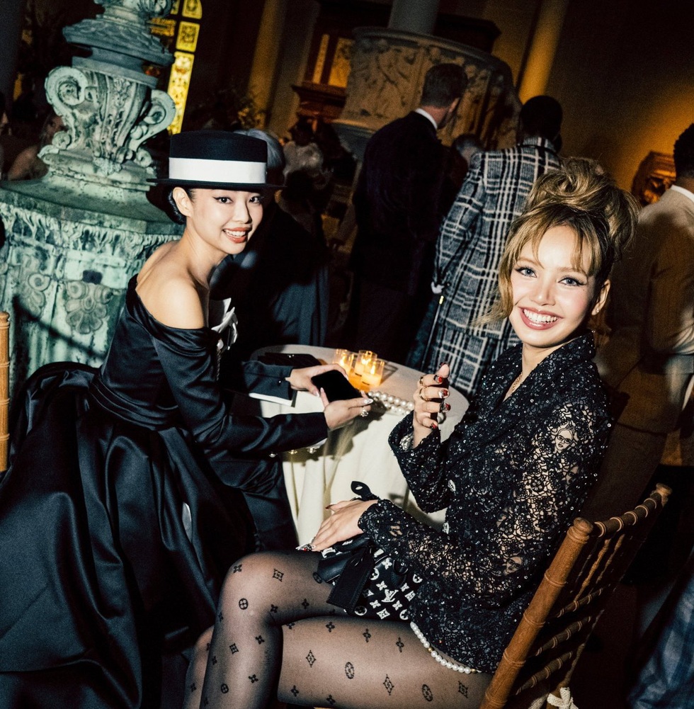 Vì sao nhiều ngôi sao nổi tiếng chi vài tỷ đồng vẫn không được dự Met Gala? - 4 Vì sao nhiều ngôi sao nổi tiếng chi vài tỷ đồng vẫn không được dự Met Gala? - 4