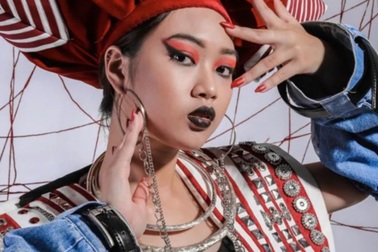 Ngỡ ngàng khả năng sáng tạo trong bộ sưu tập thiết kế của học sinh cấp 3