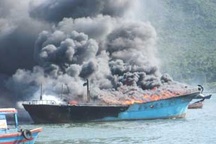 Nổ tàu ở Vũng Tàu, 3 người mất tích 