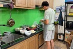 Lương 40 triệu đồng/tháng, người đàn ông ở Hà Nội bỏ việc về làm nội trợ