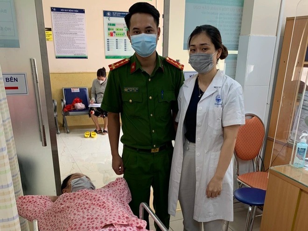 Những người vô tình trở thành bác sĩ Sản... khi đang trực chốt kiểm dịch - 3 Những người vô tình trở thành bác sĩ Sản... khi đang trực chốt kiểm dịch - 3