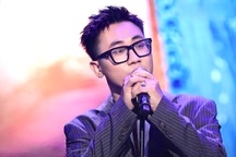 Thí sinh "Rap Việt" khiến dàn huấn luyện viên bật khóc vì lý do bất ngờ