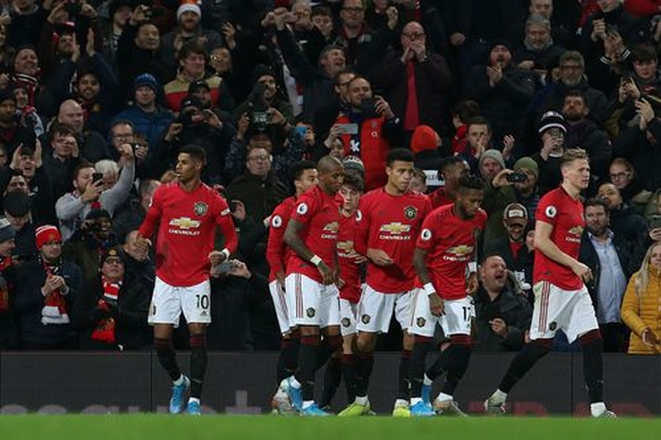 Man Utd 2-1 Tottenham: Cú đúp của Rashford - 7 Man Utd 2-1 Tottenham: Cú đúp của Rashford - 7