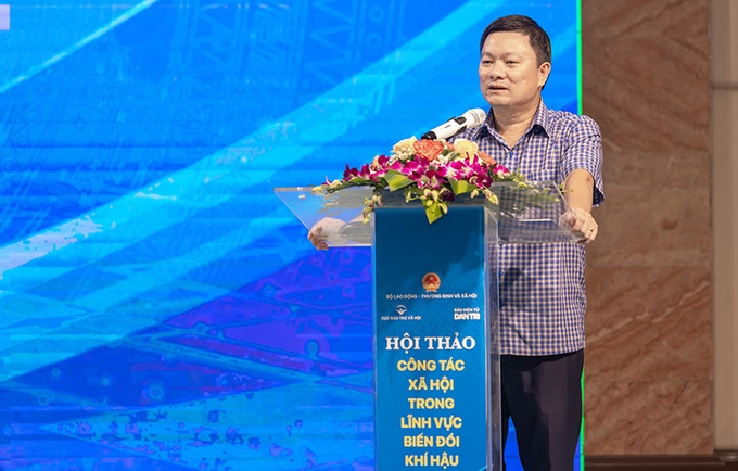 Ông Tô Đức, Cục trưởng Cục Bảo trợ xã hội phát biểu tại hội thảo.