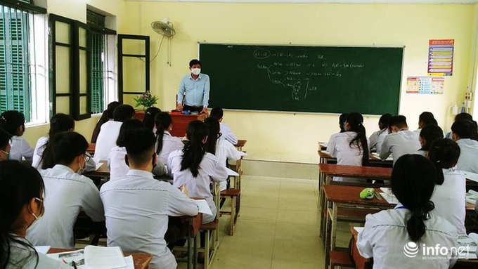 Hôm nay (20/4), học sinh một số tỉnh đã chính thức đi học trở lại - Ảnh 4. Hôm nay (20/4), học sinh một số tỉnh đã chính thức đi học trở lại - Ảnh 4.