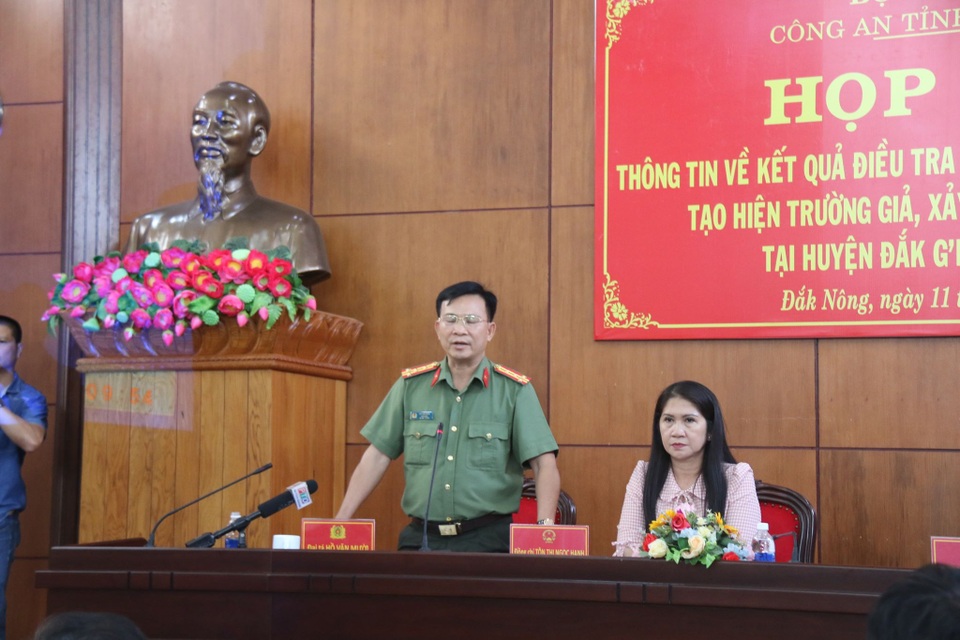 Vụ Bí thư xã giết cháu vợ: Giả chết để hưởng tiền bảo hiểm 18 tỷ - 1 Vụ Bí thư xã giết cháu vợ: Giả chết để hưởng tiền bảo hiểm 18 tỷ - 1
