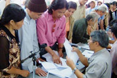 Vừa “mở hàng” đã ngập đơn thư khiếu nại 