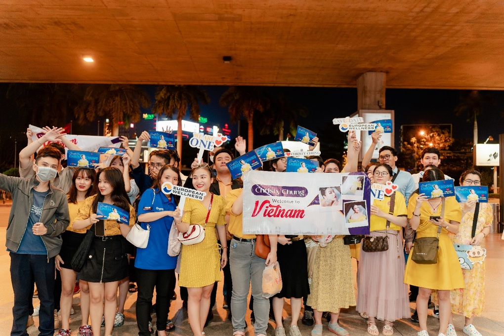 European Wellness Việt Nam chào đón sự xuất hiện của Chung Lệ Đề - 2 European Wellness Việt Nam chào đón sự xuất hiện của Chung Lệ Đề - 2