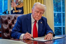 Ông Trump nói về ý tưởng sáp nhập Canada, Greenland: "Tôi không đùa"