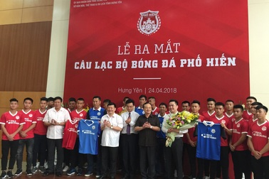 Tân Á Đại Thành ra mắt câu lạc bộ bóng đá Phố Hiến