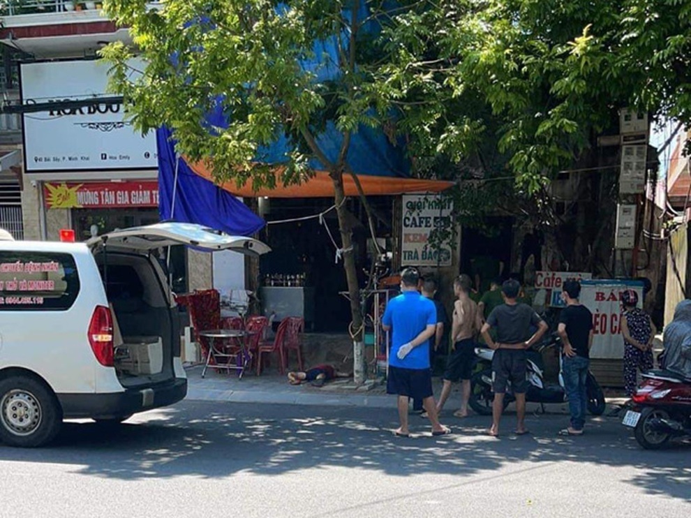 Bắt nghi phạm đâm người phụ nữ tử vong trước cửa nhà - 1