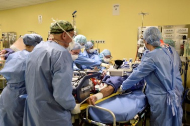 Hơn 10.000 người chết vì Covid-19 tại Italia