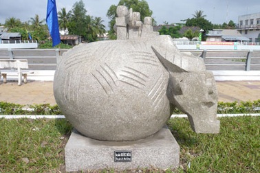 Ngắm vườn tượng đá trong Festival Lúa gạo Việt Nam