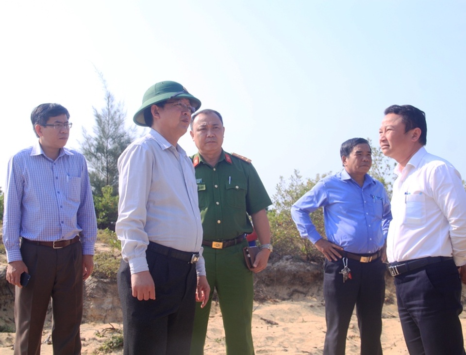Xử lý cán bộ dùng… ảnh hưởng lấn chiếm đất đai, xây dựng trái phép? - 5 Xử lý cán bộ dùng… ảnh hưởng lấn chiếm đất đai, xây dựng trái phép? - 5