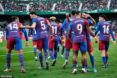 Ferran Torres ghi bàn, Barcelona vươn lên thứ ba ở La Liga