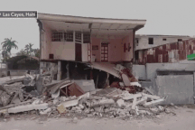 Haiti tan hoang sau động đất kinh hoàng, 1.297 người chết