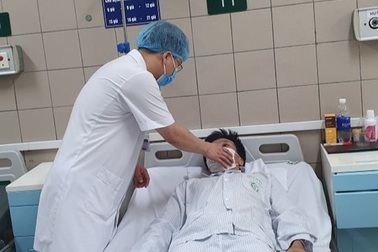 Ca tử vong kỳ lạ do ngộ độc thiếc cấp tính đầu tiên tại Việt Nam