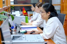 Bỏ việc hạ bậc lương, giáng chức khi xem xét kỷ luật công chức